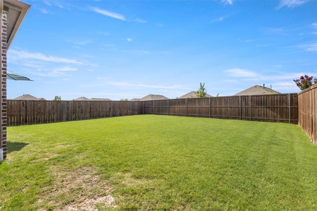 1609 Canter Court, Aubrey, TX 76227
