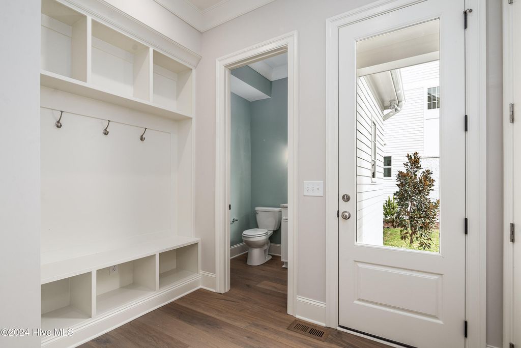 Image 13 of property listing at 138 Pine Tree Point, Snow Hill, NC 28580