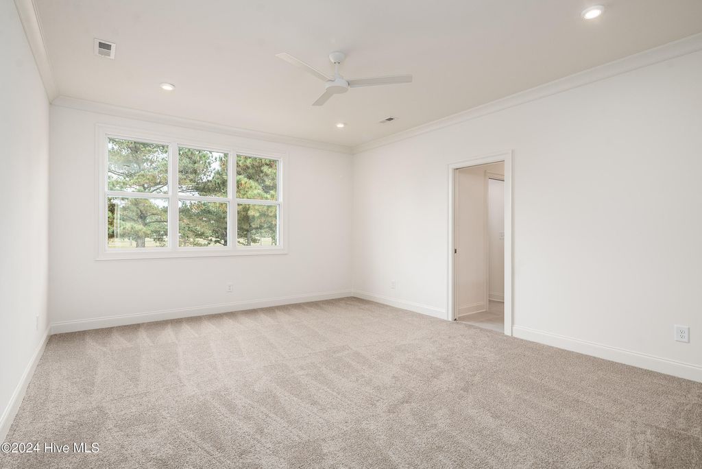 Image 18 of property listing at 138 Pine Tree Point, Snow Hill, NC 28580