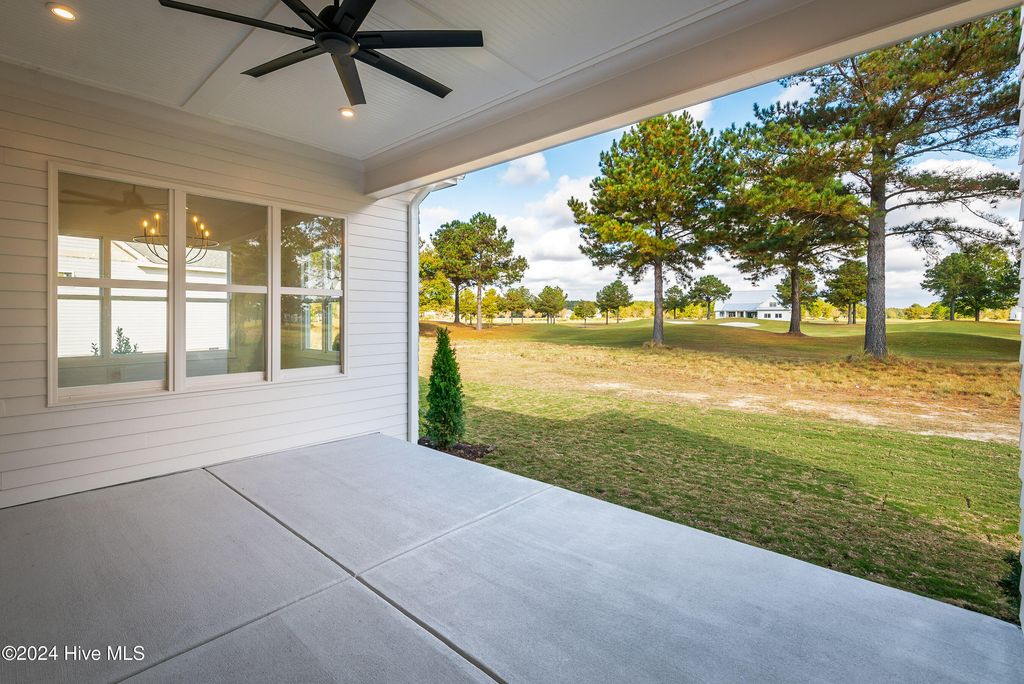 Image 37 of property listing at 138 Pine Tree Point, Snow Hill, NC 28580