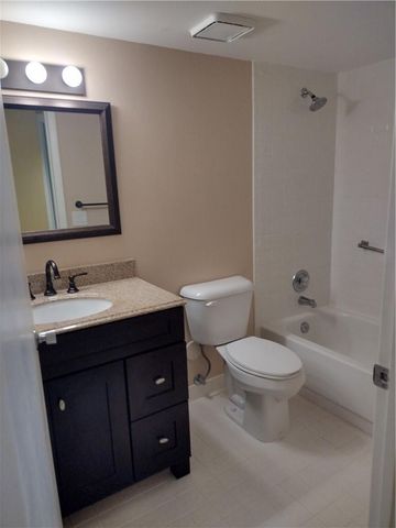 7621 Trent Drive 111, Tamarac, FL 33321