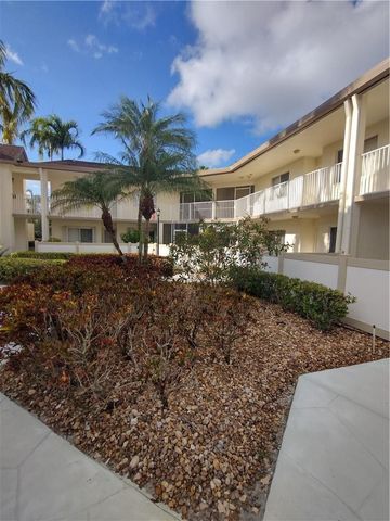 7621 Trent Drive 111, Tamarac, FL 33321