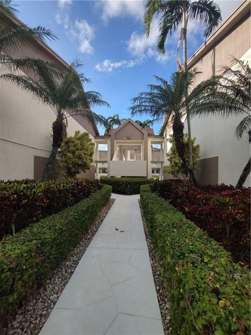 7621 Trent Drive 111, Tamarac, FL 33321