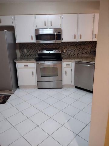 7621 Trent Drive 111, Tamarac, FL 33321