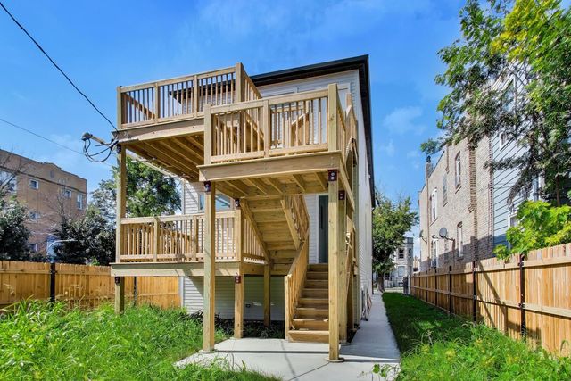 703 N Homan Avenue 1, Chicago, IL 60624