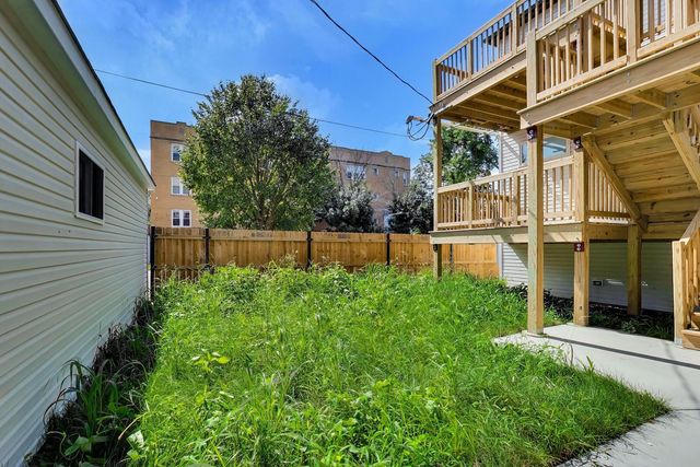 703 N Homan Avenue 1, Chicago, IL 60624