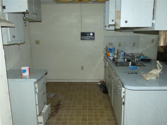 7526 PINEAPPLE LANE, Port Richey, FL 34668