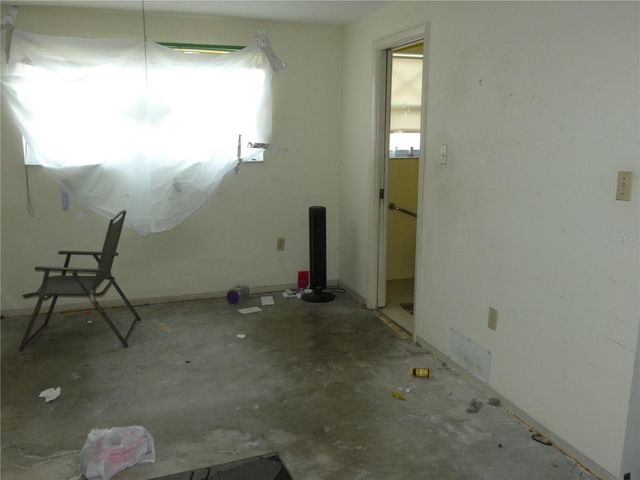 7526 PINEAPPLE LANE, Port Richey, FL 34668