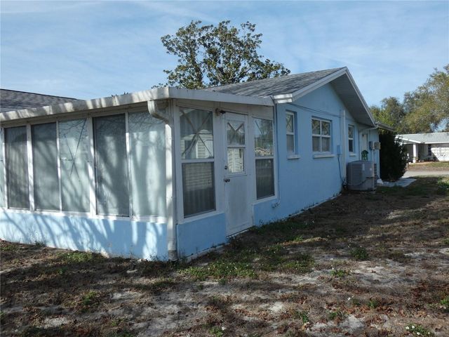 7526 PINEAPPLE LANE, Port Richey, FL 34668