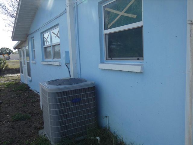 7526 PINEAPPLE LANE, Port Richey, FL 34668