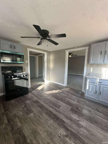 615 North Street, Huntington, IN 46750