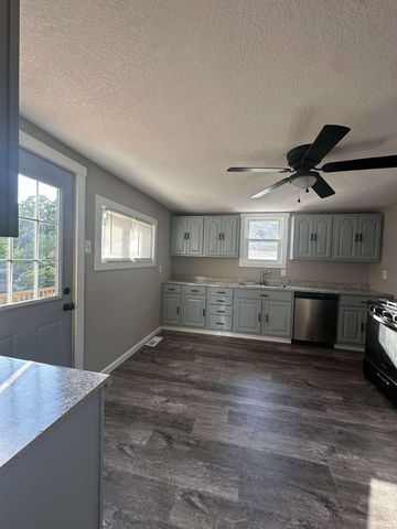 615 North Street, Huntington, IN 46750