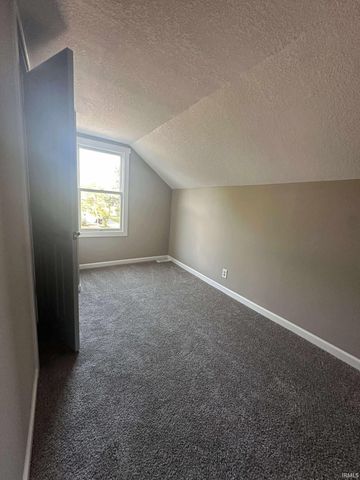 615 North Street, Huntington, IN 46750