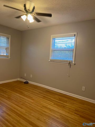 4411 Mcclain Lane, Huntsville, AL 35810