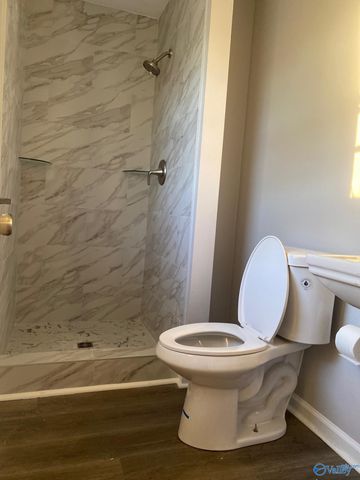 4411 Mcclain Lane, Huntsville, AL 35810