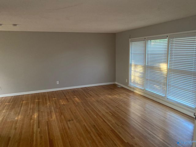 4411 Mcclain Lane, Huntsville, AL 35810