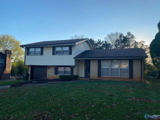 4411 Mcclain Lane, Huntsville, AL 35810