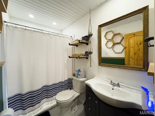 12151 County Road 5220, Rolla, MO 65401