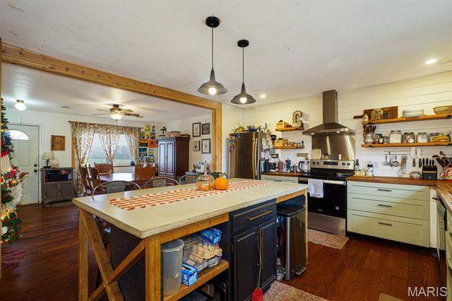 12151 County Road 5220, Rolla, MO 65401