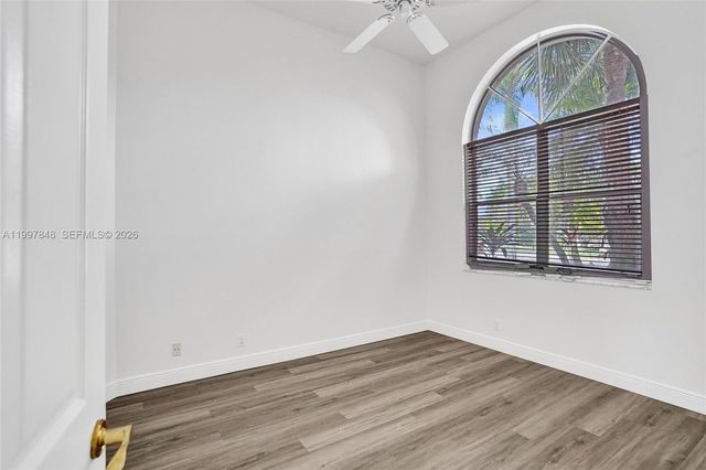 10800 Haydn Dr 0, Boca Raton, FL 33498