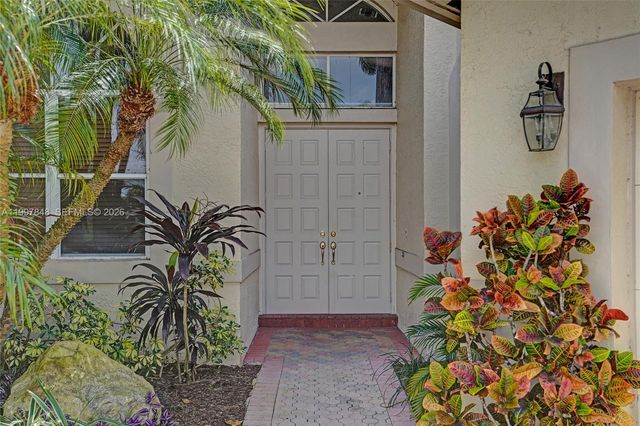10800 Haydn Dr 0, Boca Raton, FL 33498