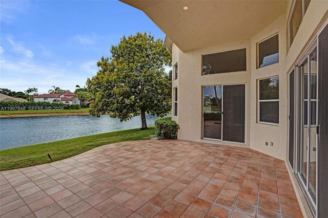 10800 Haydn Dr 0, Boca Raton, FL 33498