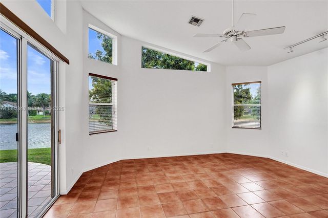 10800 Haydn Dr 0, Boca Raton, FL 33498