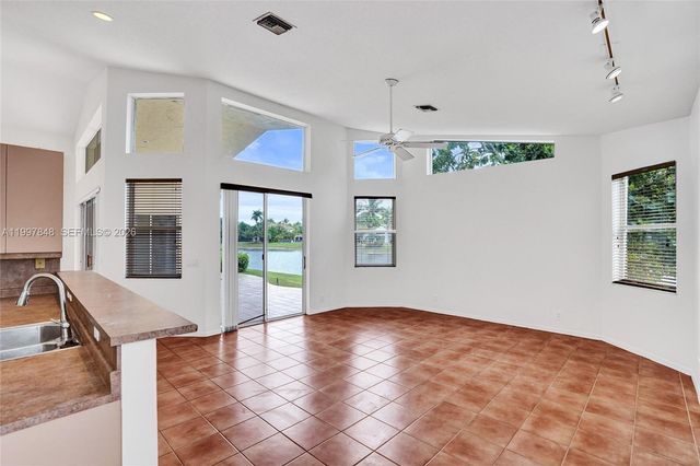 10800 Haydn Dr 0, Boca Raton, FL 33498
