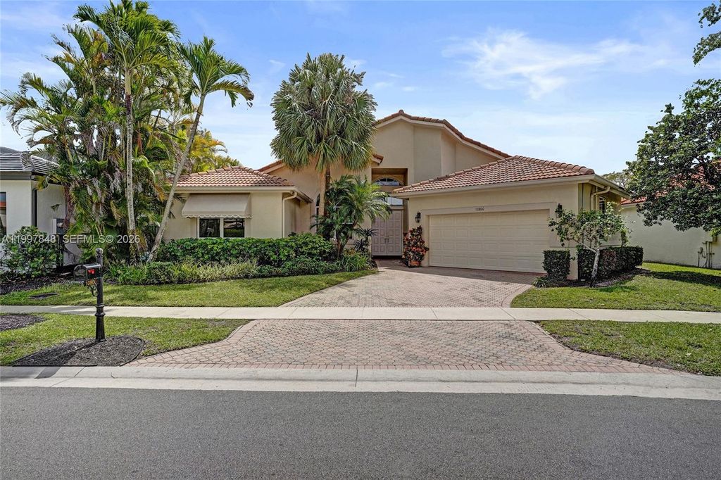 10800 Haydn Dr 0, Boca Raton, FL 33498
