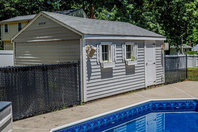 179 High St, Norwell, MA 02061