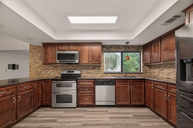 3230 Brookgreen Drive, Houston, TX 77339