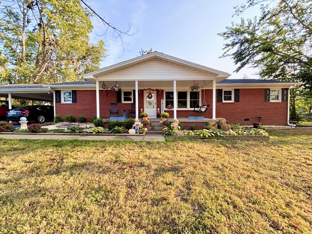 2021 Riverbend Rd, Hopkinsville, KY 42240