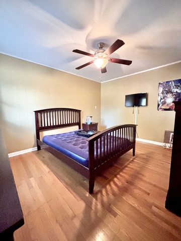 2021 Riverbend Rd, Hopkinsville, KY 42240