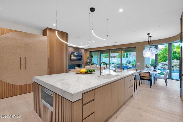 3434 E SAN CARLOS Place, Chandler, AZ 85249