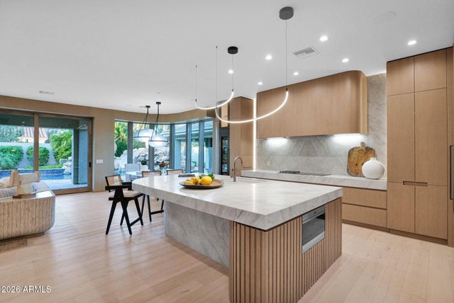 3434 E SAN CARLOS Place, Chandler, AZ 85249