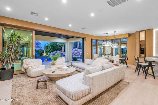 3434 E SAN CARLOS Place, Chandler, AZ 85249