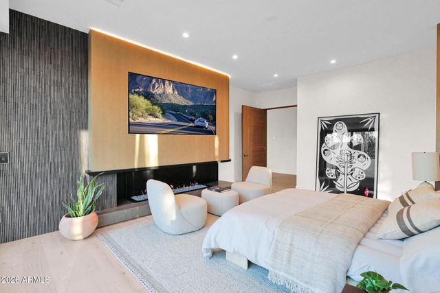 3434 E SAN CARLOS Place, Chandler, AZ 85249