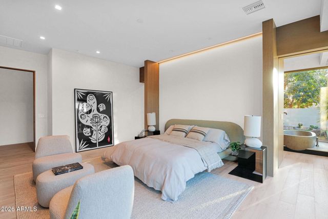 3434 E SAN CARLOS Place, Chandler, AZ 85249