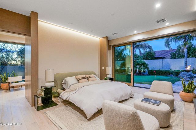 3434 E SAN CARLOS Place, Chandler, AZ 85249