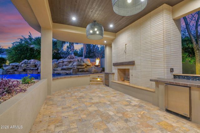 3434 E SAN CARLOS Place, Chandler, AZ 85249