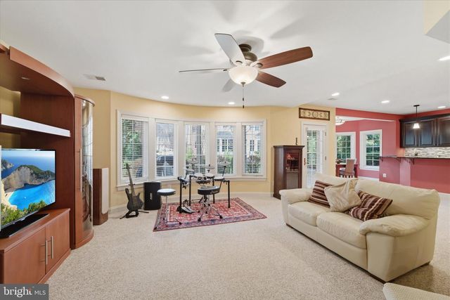 8382 PEDIGRUE CT, Gainesville, VA 20155