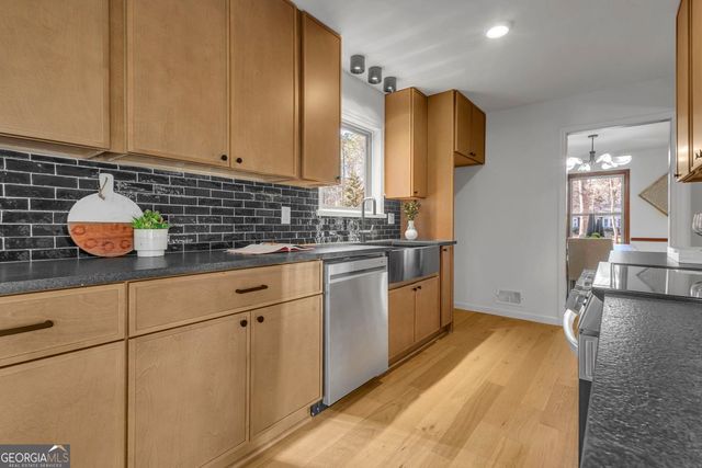 260 Devilla Trace, Fayetteville, GA 30214