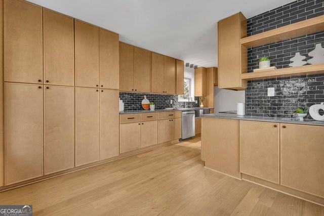 260 Devilla Trace, Fayetteville, GA 30214