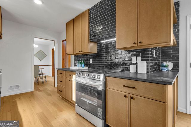 260 Devilla Trace, Fayetteville, GA 30214