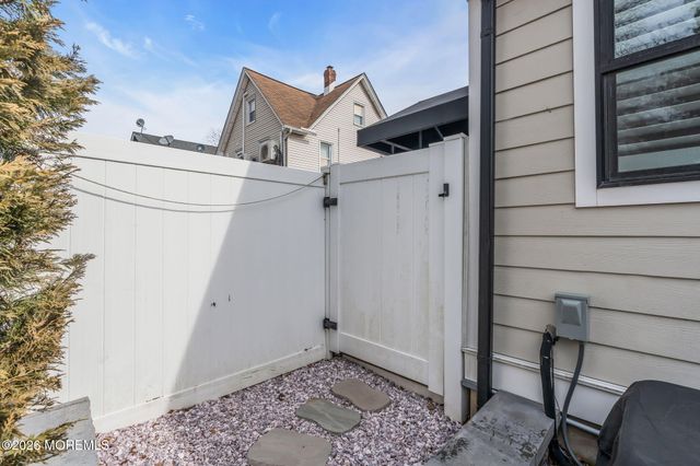 335 Hawthorne Avenue, Point Pleasant Beach, NJ 08742