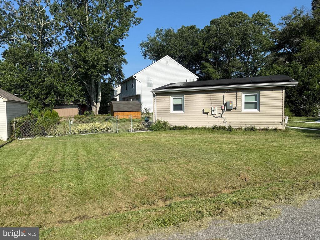 1199 OAK AVE, Shady Side, MD 20764