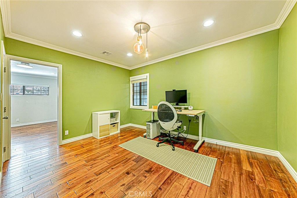 Image 20 of property listing at 1428 N Frederic Street, Burbank, CA 91505