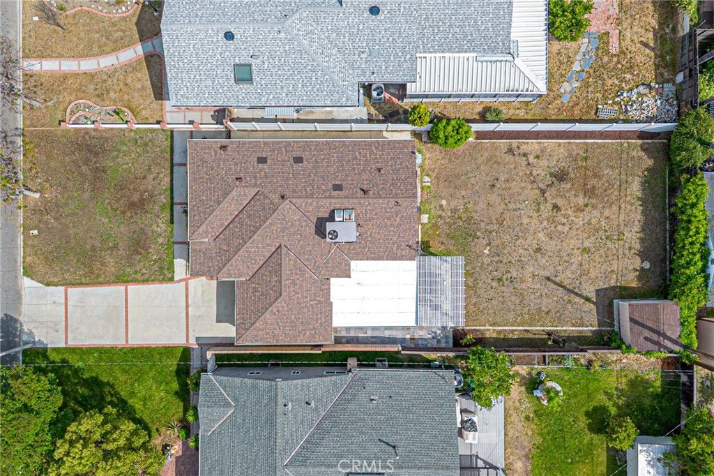 Image 37 of property listing at 1428 N Frederic Street, Burbank, CA 91505