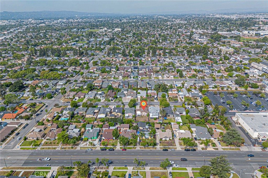 Image 38 of property listing at 1428 N Frederic Street, Burbank, CA 91505