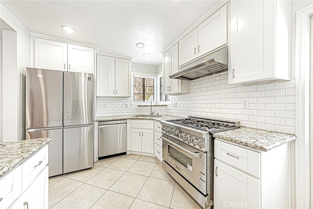 Image 9 of property listing at 1428 N Frederic Street, Burbank, CA 91505